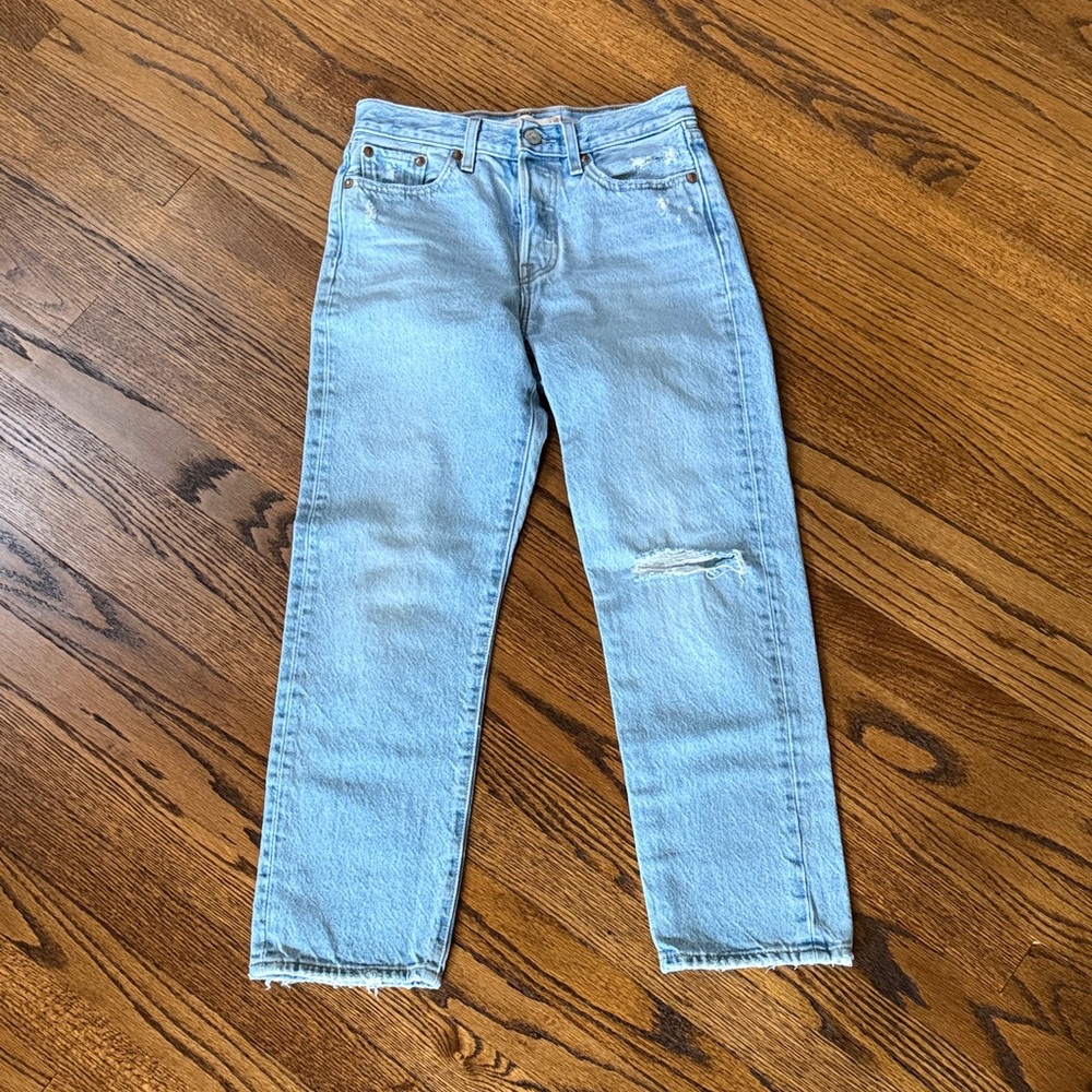 B8 Levi's Sky Blue Straight Leg Women's 25 Jeans